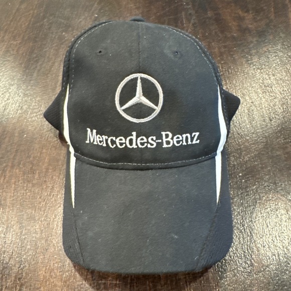Mercedes Benz‎ Baseball Hat Black Embroidered Logo Adjustable Strap Cap - Picture 1 of 4